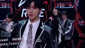 国产男团惊艳视频,燃情演绎青春风采