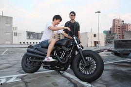 国产机车耍酷视频,耍酷视频展现中国机车魅力